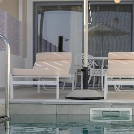Dionisos Suites Lixouri Exterior photo
