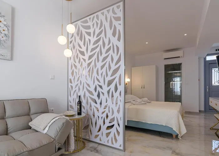 Dionisos Suites